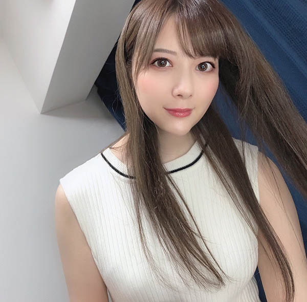 IPX-488 长官老婆不在家!岬ななみ开房吸干他!