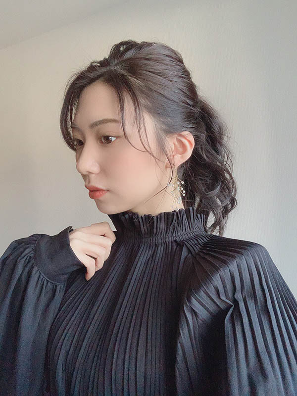 刚完成续约!山岸逢花开心加薪!