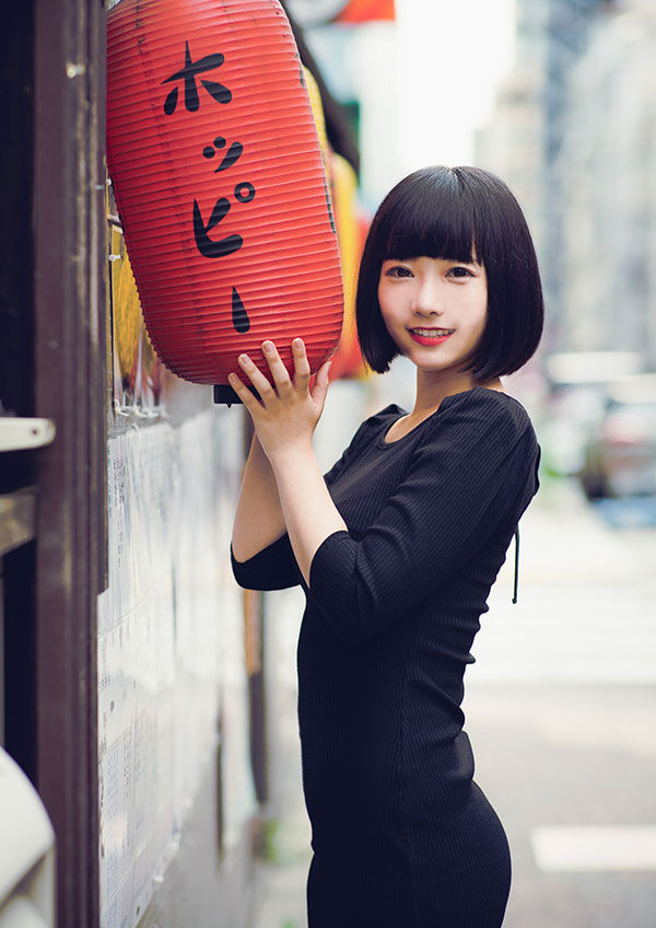 MIDE-718 大型专属新人第3弹揭晓!19岁E奶妹系美少女「白坂有以」2020先发出道!