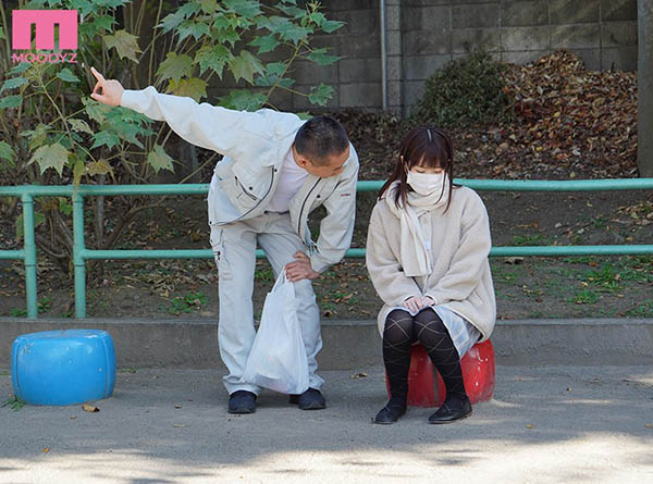 MIDE-911 要来叔叔家吗?巨乳少女“水卜さくら”遭欧吉桑“诱拐监禁”从早到晚用工具喂食!
