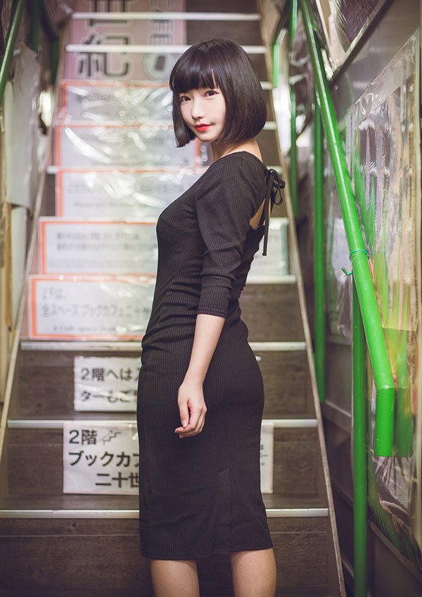 MIDE-718 大型专属新人第3弹揭晓!19岁E奶妹系美少女「白坂有以」2020先发出道!