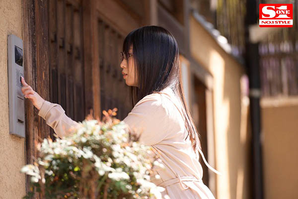 SSNI-847 有钱人的特殊性癖!巨乳人妻「梦乃あいか」跟干爹外约,越玩越大竟被「绑起来玩」!