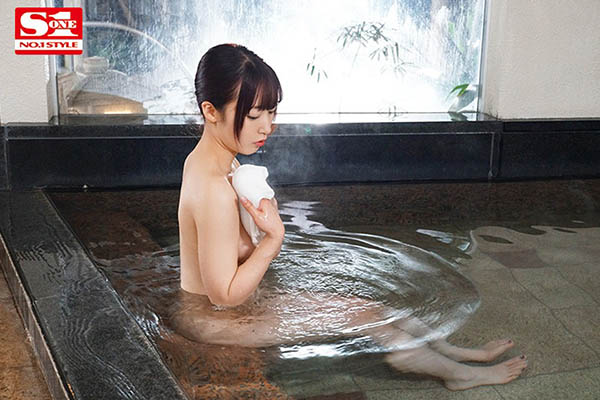 SSIS-021 温泉旅馆睡同房!D奶美少女“潮美舞”惨遭变态主管“强暴一整晚”!