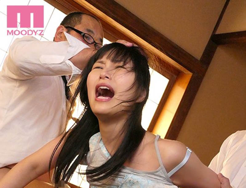 MIAA-415 翻开亡妻秘密日记!巨乳女儿“堀内未果子”竟是与小三偷生 父亲气疯找亲戚中出