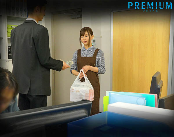 PRED-155 最怕欧吉桑夹杀!悠月リアナ(悠月梨爱菜)化为喷泉!