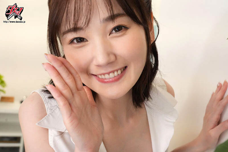 MEYD-796 168公分超高挑长腿妹「本田桃」,脸蛋甜又有「超细白美乳」!