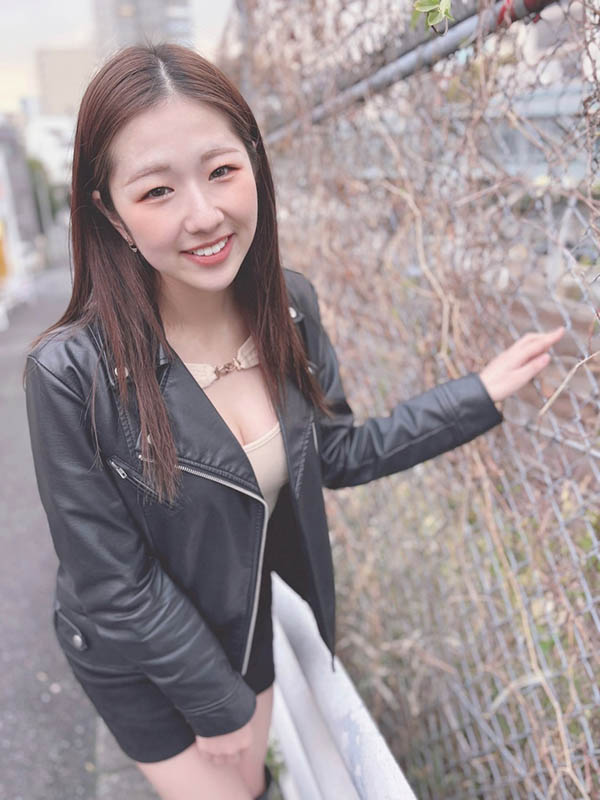 PRWF-009 性欲旺盛的「I罩杯诱惑大奶人妻」出道,「出轨打炮」叫她做什么事都OK!