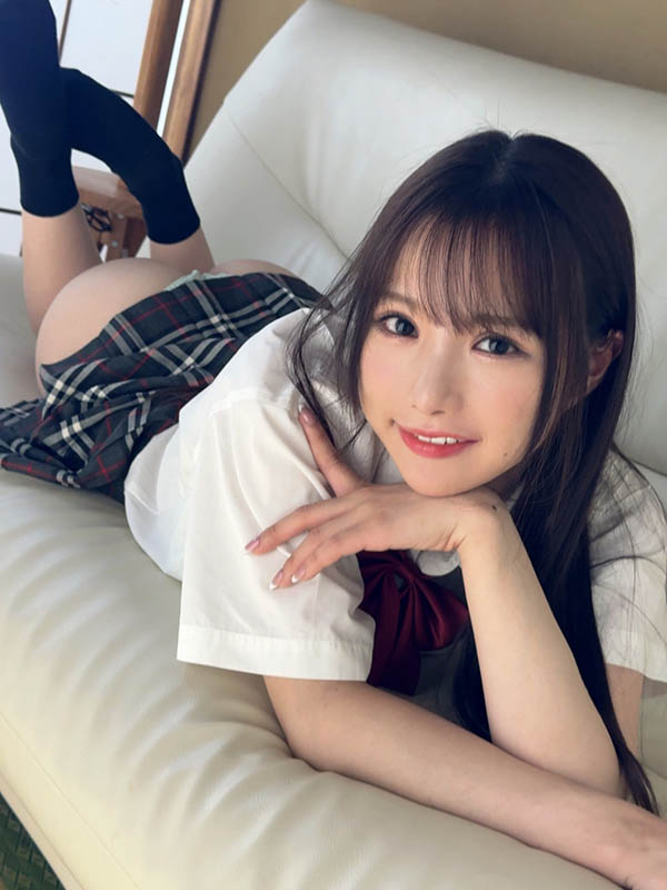 IPZZ-236 集可爱与性感于一身! IP社新世代偶像美少女让人秒爱「上」她…