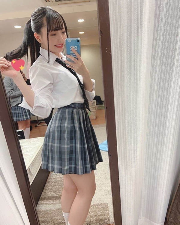 CEMD-103 身分太谜!JK美少女顶「超有名偶像团体成员」光环AV出道