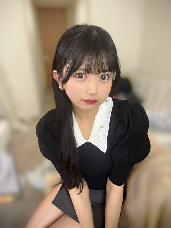 HMN-706 趁妻小回娘家时和幼稚园老师约会,带到附近饭店中出了…