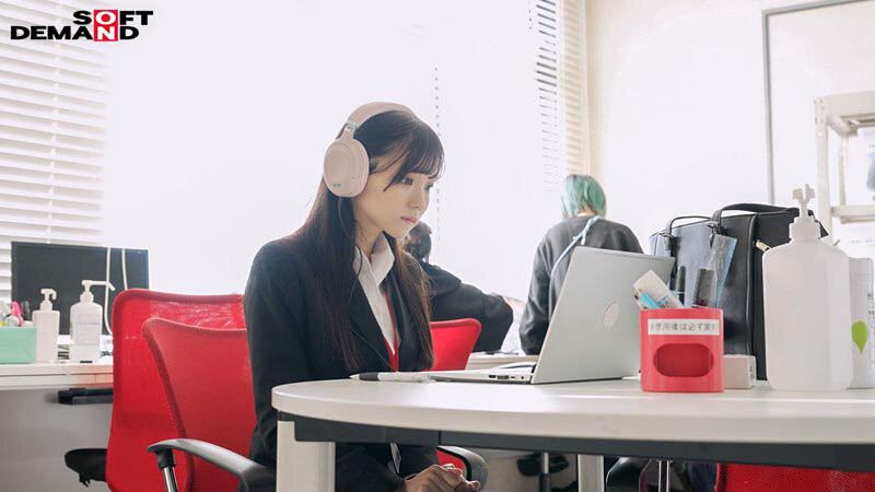 SDJS-309 超过10万粉丝!神似「宫下玲奈」的SOD女子社员出道!