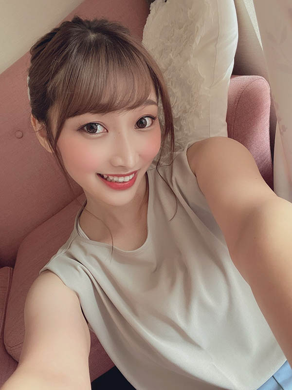 JUL-726 长发甜美,短发风骚!「人妻系AV女优」移籍改名风格大变战力升级